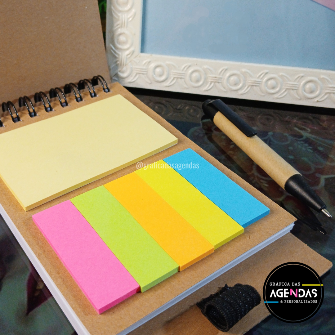 Bloco de Notas com Caneta e Post-it